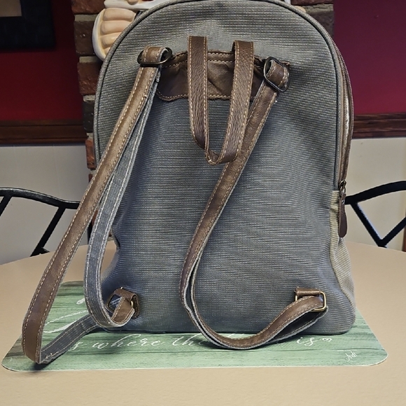 Casual Canvas & Leather Bacpack - Picture 2 of 7